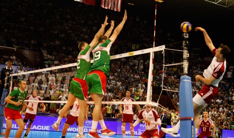 България с първа домакинска победа в Световната лига 