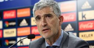 Олабе замени Мончи в Астън Вила