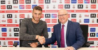 Саутхемптън обяви за трансфера на холандски национал 