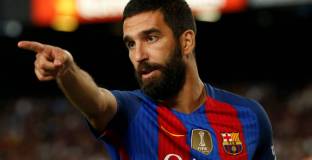 Арсенал започна преговори с Арда Туран 