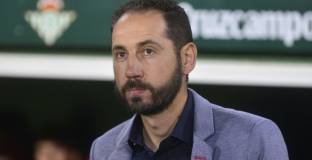 Севиля уволни Мачин