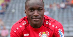  Нюкасъл все още се интересува от Диаби