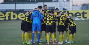 Ботев Пловдив се измъкна от пълен резил срещу Монтана (видео)