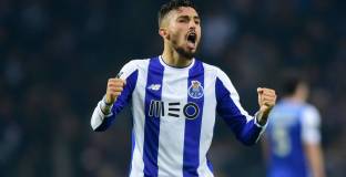 Порто иска от Ман Юнайтед 20 милиона за Телес