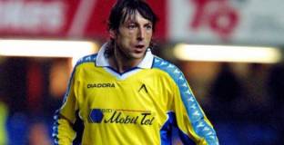 Бисер Иванов-Легендата: Левски е на командно дишане