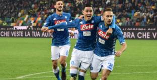 Наполи съкрати разликата с шампиона