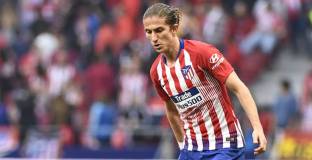 Лион ще се бори за Филипе Луис