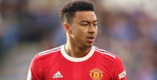 Тотнъм обмисля да отправи оферта за Лингард