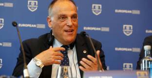 Тебас: Всичко върви към това да не доиграем сезона