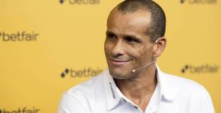 Ривалдо: Барса с Неймар отново ще направи требъл