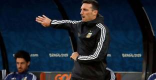 Скалони: Очевидно е, че реферите не разбират как работи VAR