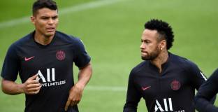  ПСЖ не бърза да продължава с Тиаго Силва