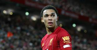 Кафу: Александър - Арнолд може да спечели 