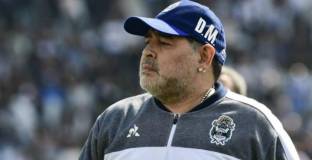 Изписаха Марадона