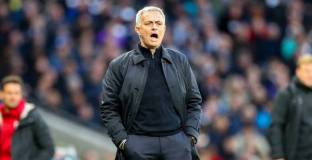 Моуриньо и Тотнъм ще спят в нискобюджетен хотел в Манчестър 