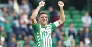 Бетис продължи с Хоакин