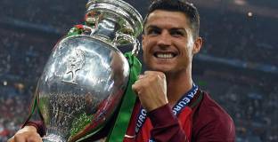 Роналдо за победата на Евро 2016: Напих се