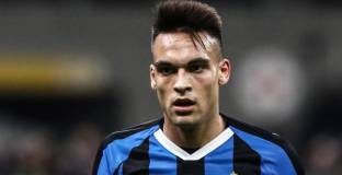 Агентът на Мартинес коментира информацията за интереса от Реал Мадрид и Барса