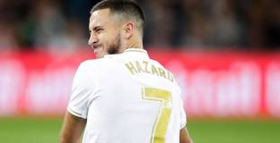 Лаудруп: Тъжно е, че Азар губи седмици заради контузии 