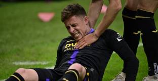 Торган Азар аут за осем месеца