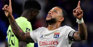 Куман: Искаме Депай в Барселона