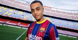 Милан не се интересува от Дест 