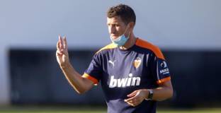 Валенсия уволни Хави Грасия