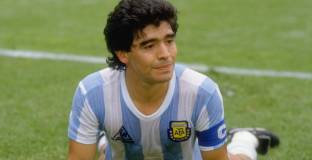 Венгер: Голът на Марадона е ръка на дявола