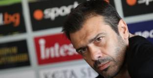  Росен Кирилов пое Ботев Враца