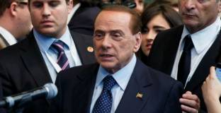 Приеха Берлускони в болница