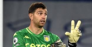 Атлетико разглежда Мартинес като замяна на Облак 