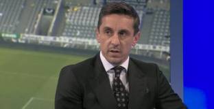  Невил даде съвет на Ливърпул 