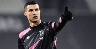 Вратар на Юве: Роналдо вкарва всичко на тренировките