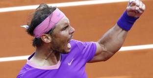 Надал започна с победа на 