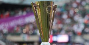 САЩ започна с победа