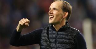 Челси автоматично поднови с Тухел