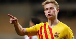 Де Йонг изпревари Меси в гласуването за Играч на сезона