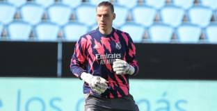 Реал Мадрид иска да продължи с Лунин 