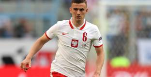 Ювентус и Каляри следят най-младия играч на Евро 2020