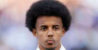   Челси не се отказва от Кунде, независимо от травмата