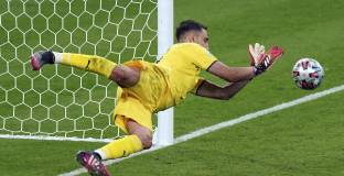 Донарума не разбрал, че Италия побеждава