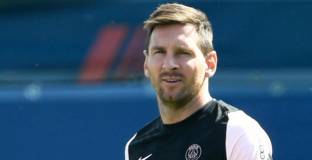  Анелка: Меси трябва да служи на Мбапе