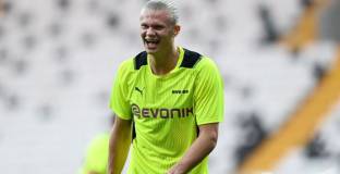 Ливърпул е готов да се бори за Холанд