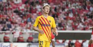 Де Йонг: Смяната на треньора няма да реши нищо