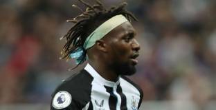  Челси и Тотнъм се интересуват от Сен-Максимен 