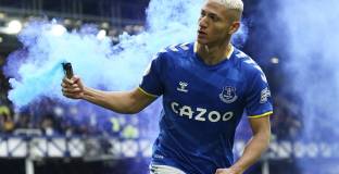 Евертън удари Челси (видео)