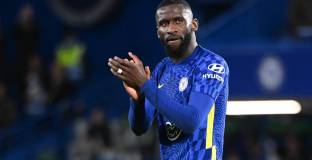 Рюдигер няма да бърза с решението за бъдещето си