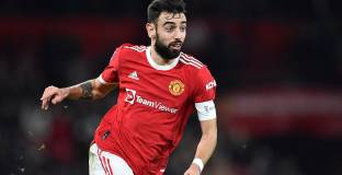 Ман Юнайтед отстрани Лестър с късен обрат