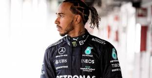  Хамилтън: Щях да се боря за победа, ако не бе сблъсъкът 