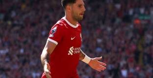 Ливърпул на полуфинал с пет през Уест Хем